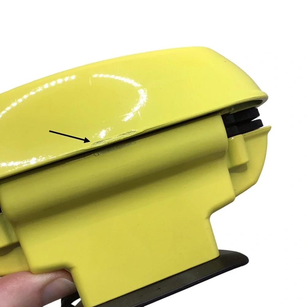 Babycakes Mini's Nonstick Coated Donut Maker #DNM-30 [Yellow] *NEW NO BOX